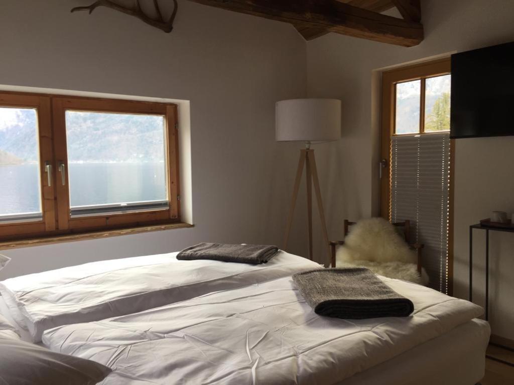 Bootshaus Am Hallstaetter See Hallstatt Luaran gambar